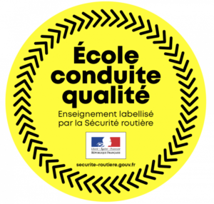 Image du label qualité de l'État français, attestant que l'auto-école École de Conduite Océan à La Rochelle est labellisée et agréée pour proposer le permis à 1 euro par jour. Un gage de qualité pour les futurs conducteurs.